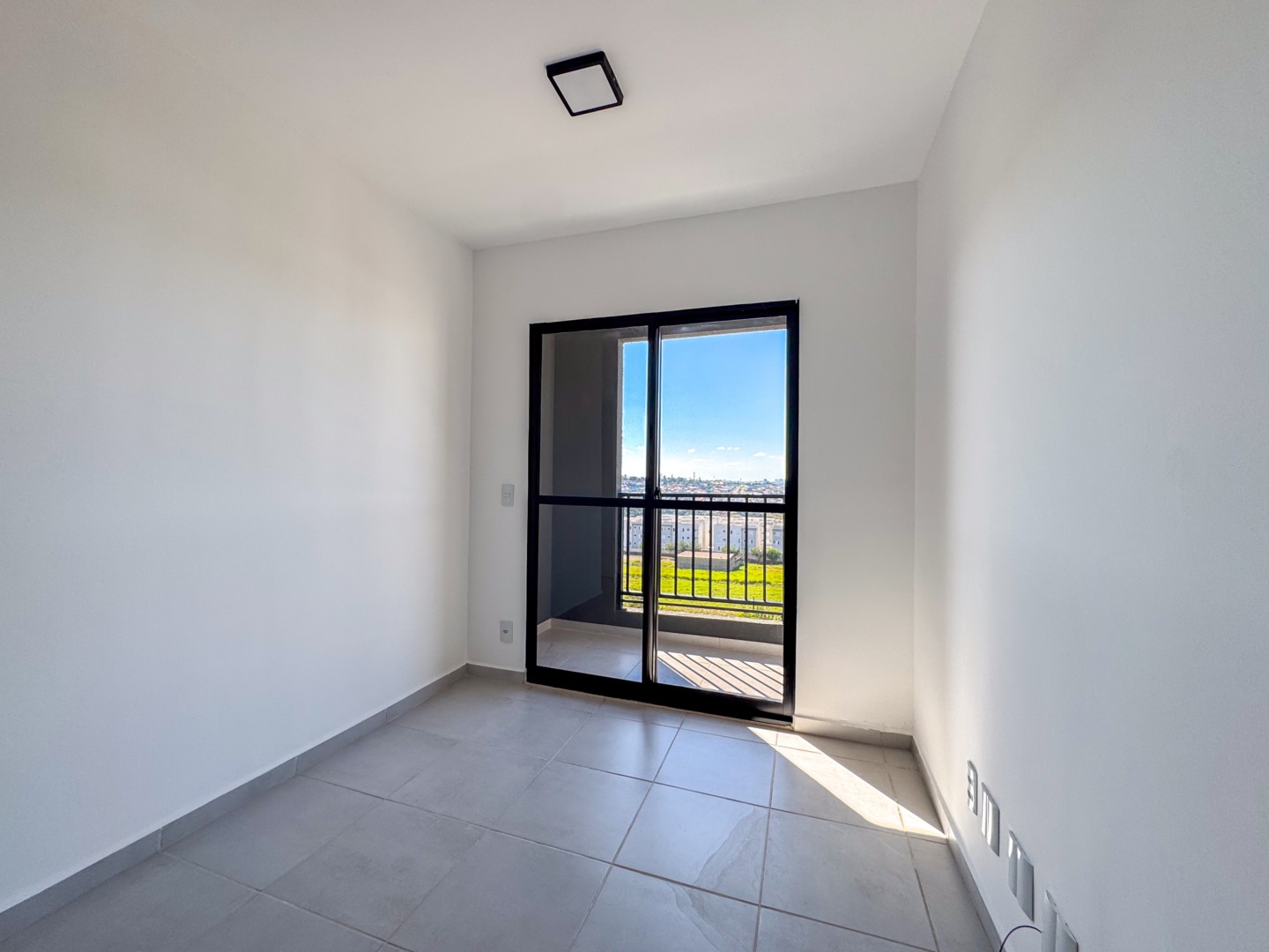 Apartamento para locação no bairro Olimpico de Londrina - Foto 4