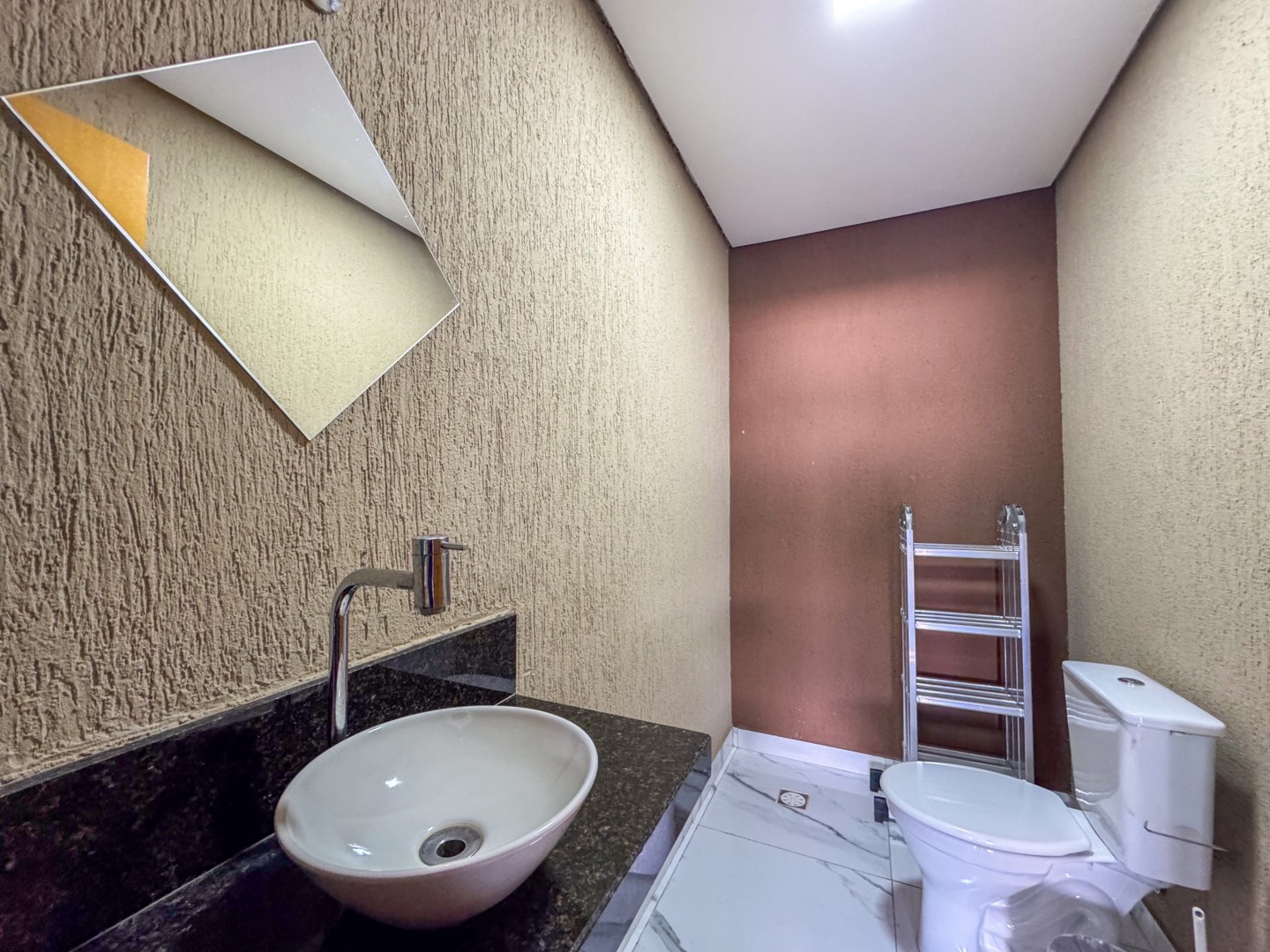 Casa Residencial para venda no bairro Santa Monica de Londrina - Foto 17
