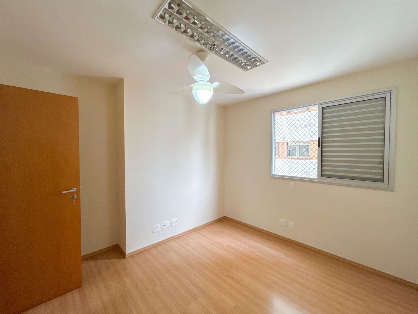 Apartamento para locação no bairro Palhano 2 de Londrina - Foto 12