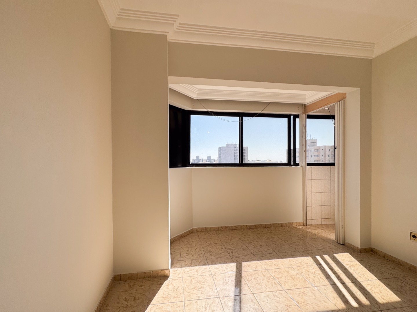Apartamento para locação no bairro Centro de Londrina - Foto 5
