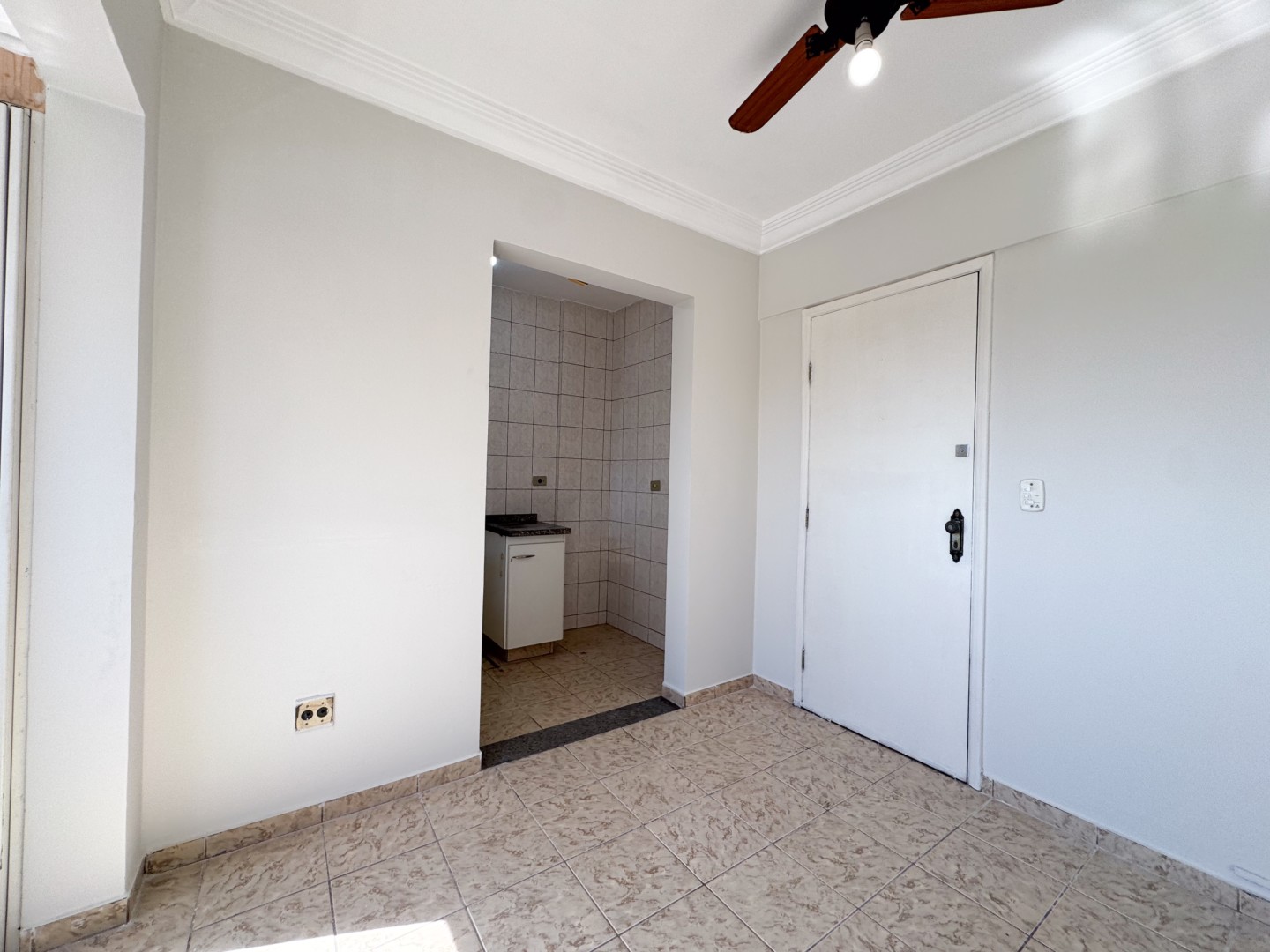 Apartamento para locação no bairro Centro de Londrina - Foto 7