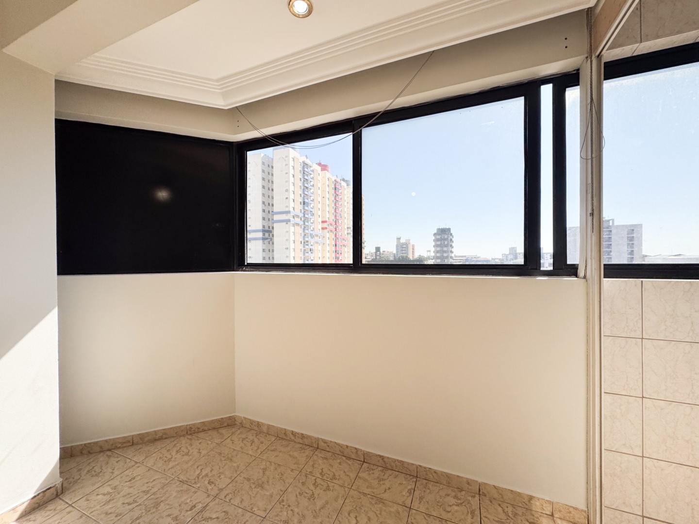 Apartamento para locação no bairro Centro de Londrina - Foto 16