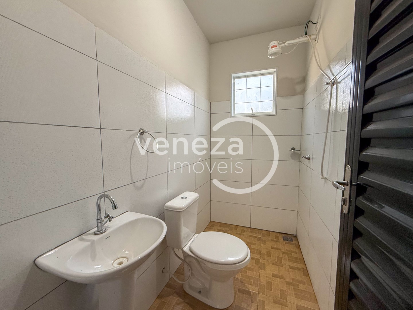 Salão-loja para venda no bairro Jardim Belo Horizonte de Londrina - Foto 14