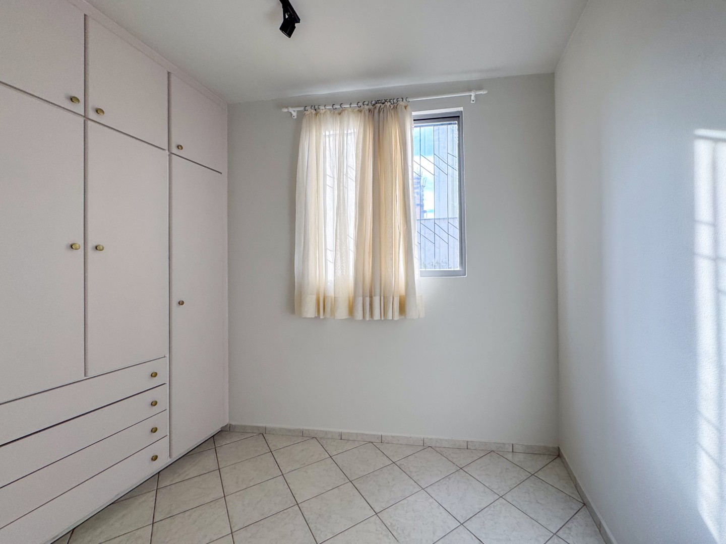 Apartamento para locação no bairro Gleba Palhano de Londrina - Foto 14