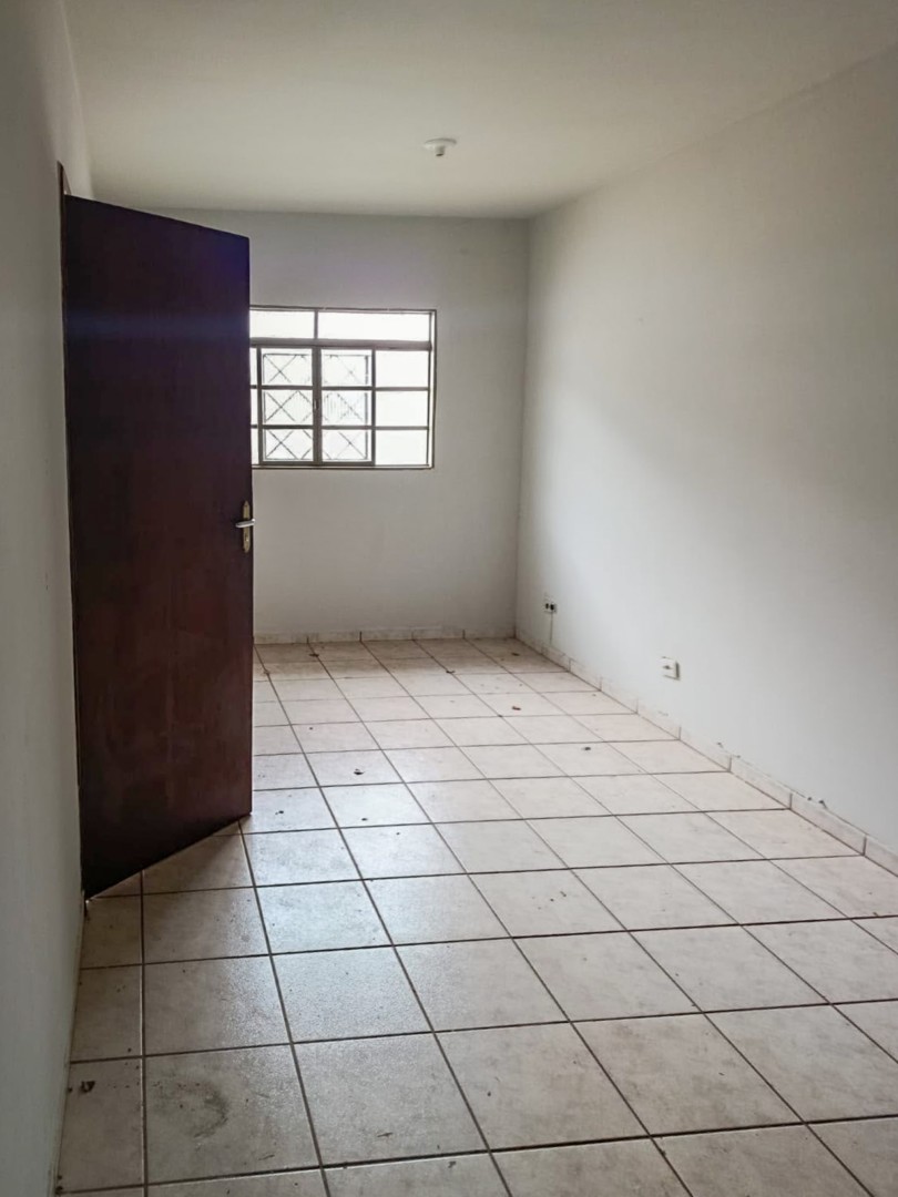 Casa Residencial para venda no Jardim Guararapes em Londrina com 85m² por R$ 330.000  - Foto 3