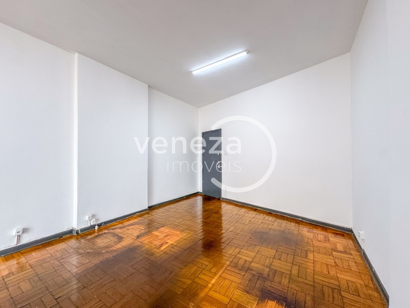 Sala/Conjunto Comercial à venda em Centro, Londrina — Portal Chave Fácil