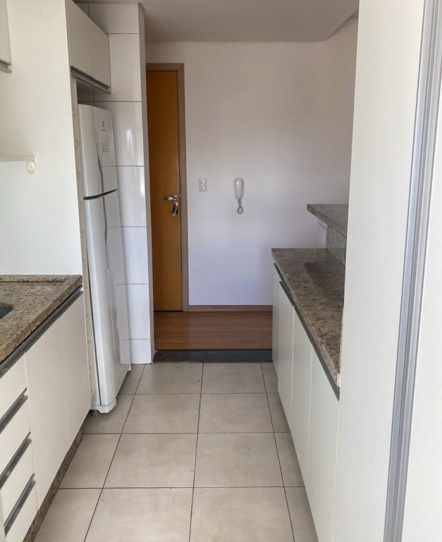 Apartamento para venda no Centro em Londrina com 119,28m² por R$ 350.000