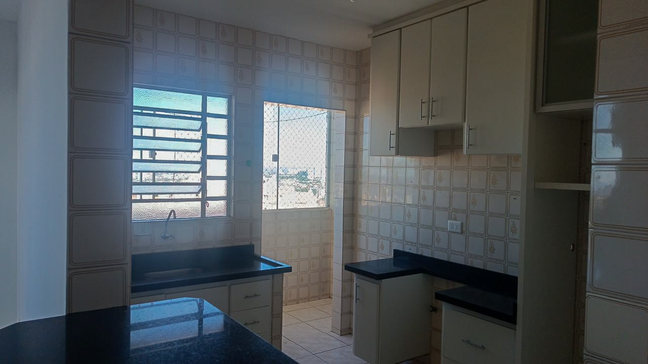 Apartamento para locação no bairro Centro de Londrina - Foto 7
