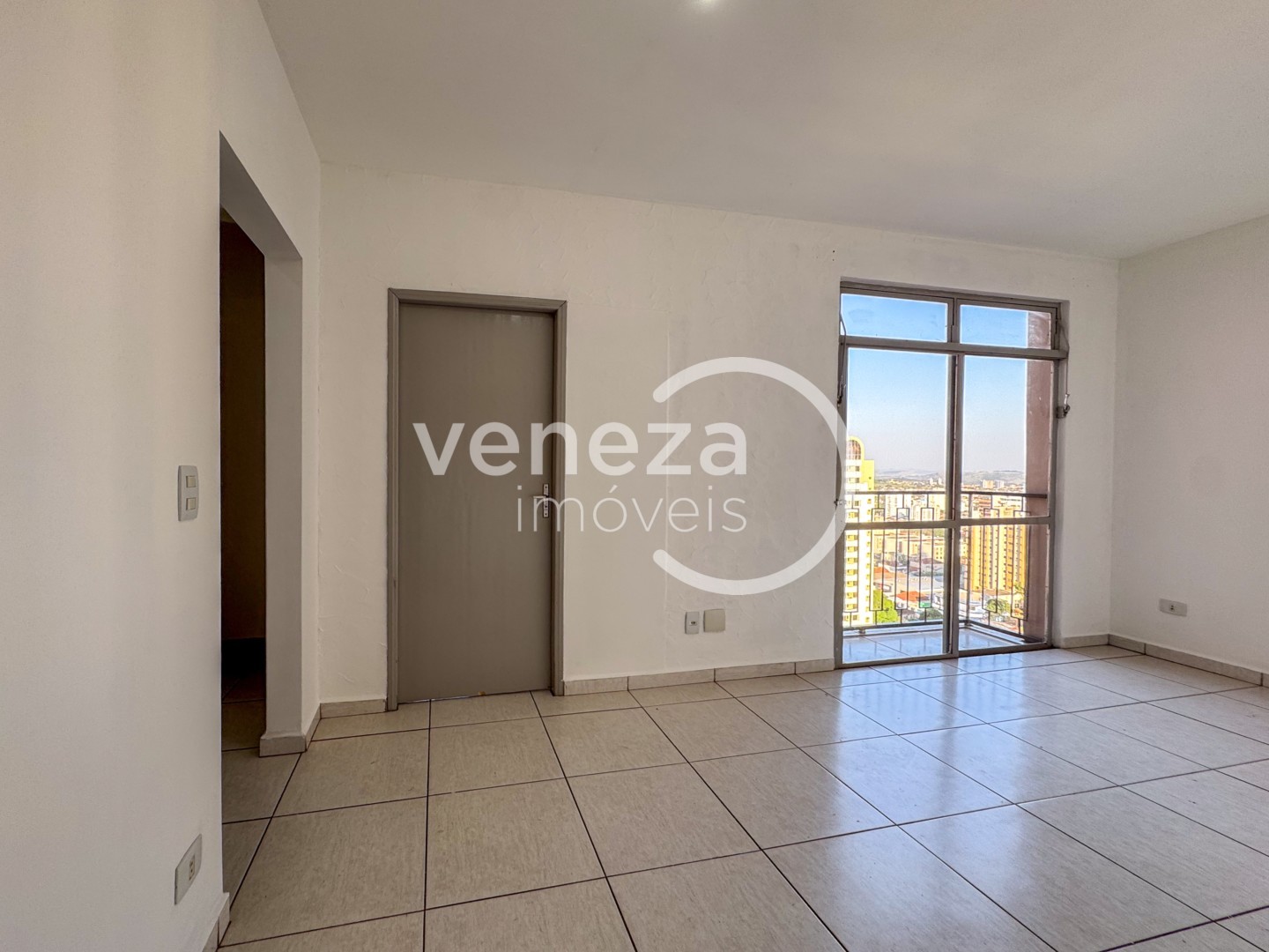 Apartamento para locação no bairro Centro de Londrina - Foto 4