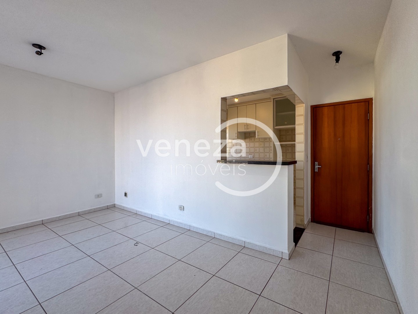 Apartamento para locação no bairro Centro de Londrina - Foto 6