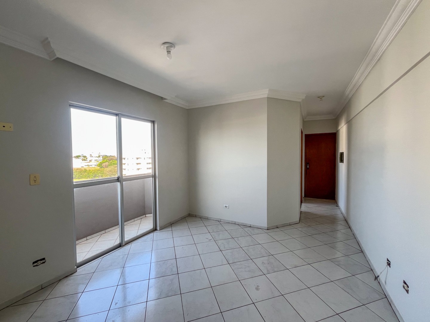 Apartamento para locacao no Centro em Londrina com 71,17m² por R$ 1.300  - Foto 3