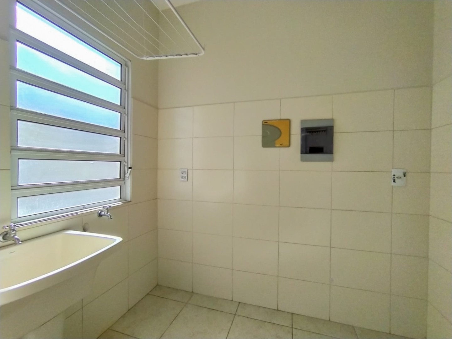 Apartamento para locação no bairro Bela Vista de Londrina - Foto 11