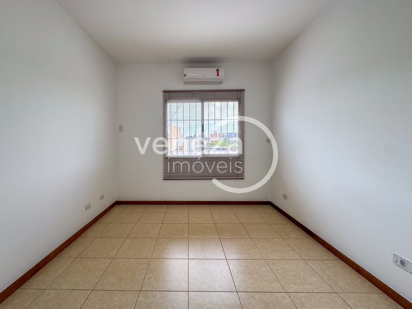 Apartamento para locacao no Bela Vista em Londrina com 70m² por R$ 2.800