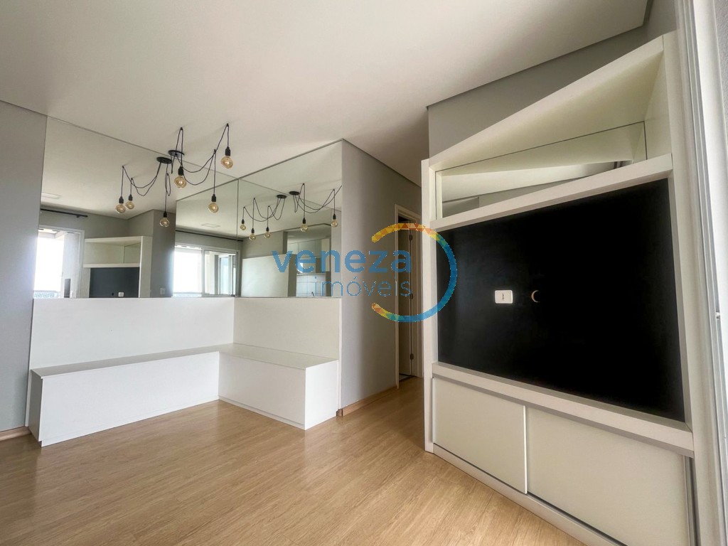 Apartamento para venda no Centro em Londrina com 85,76m² por R$ 550.000  - Foto 3