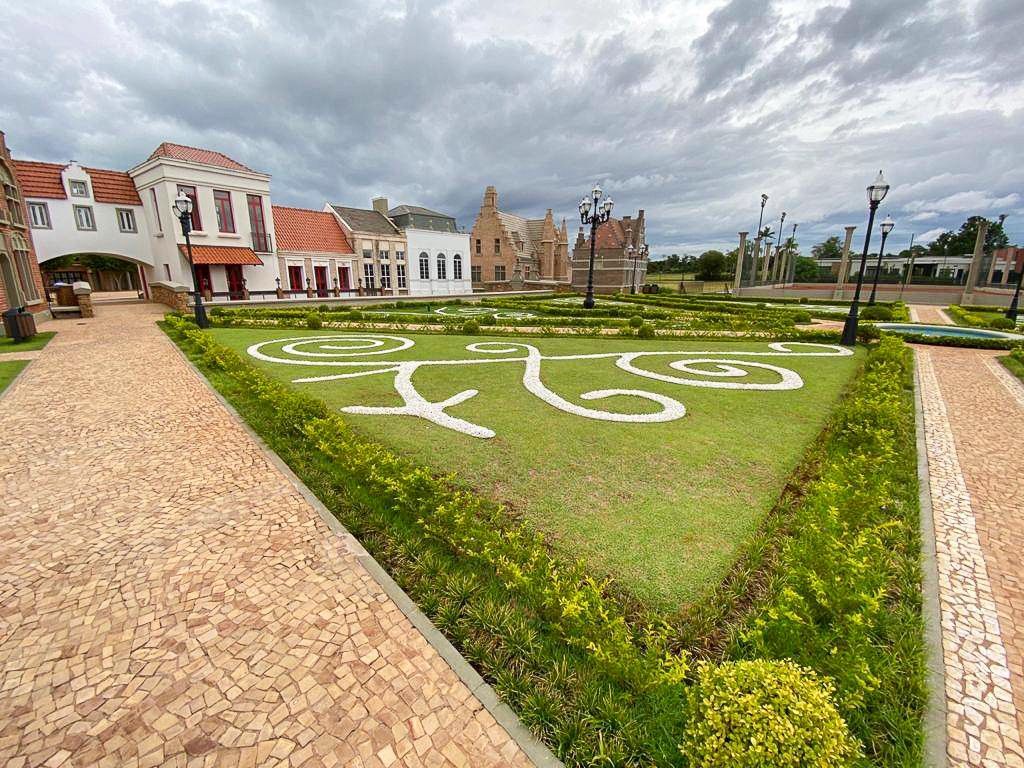 Terreno para venda no Vivendas do Arvoredo em Londrina com 1.200m² por R$ 3.600.000 - Foto 1