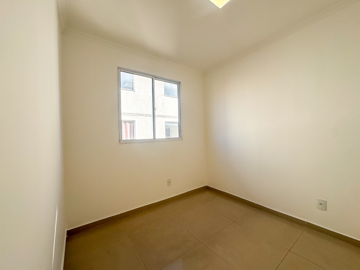 Apartamento para venda no bairro Jardim Maria Luiza de Londrina - Foto 21