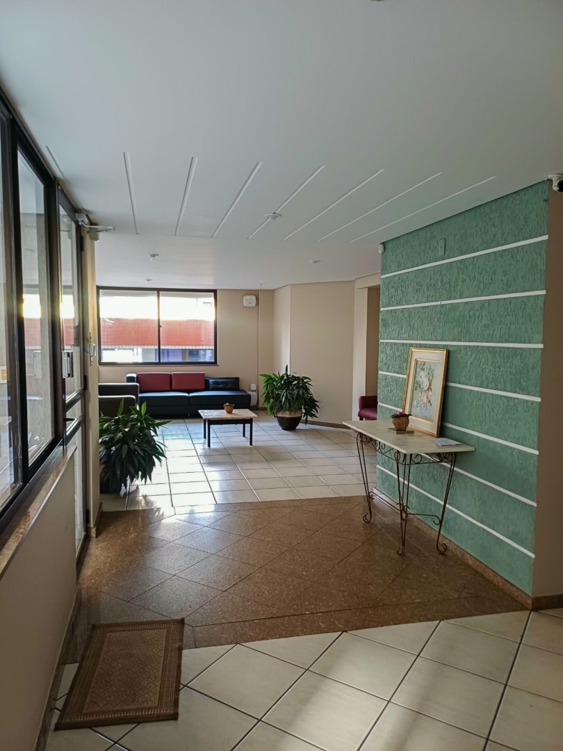 Apartamento para venda no bairro Vila Ipiranga de Londrina - Foto 25