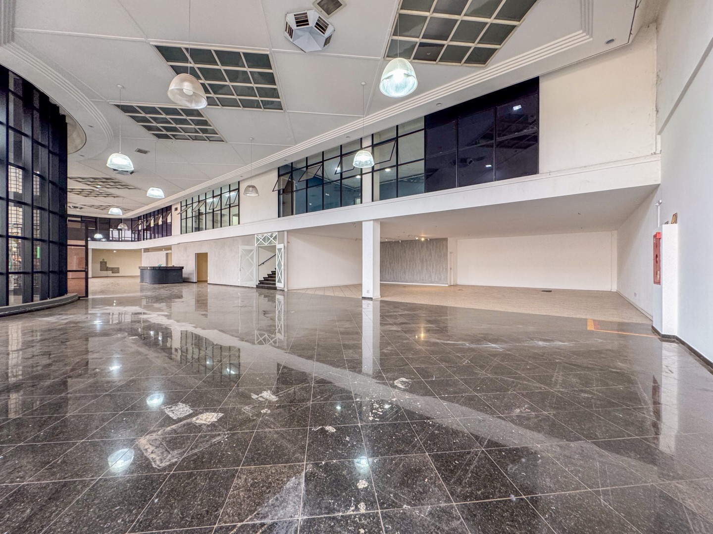Salão-loja para locacao no Paulista em Londrina com 6.939m² por R$ 105.000  - Foto 3