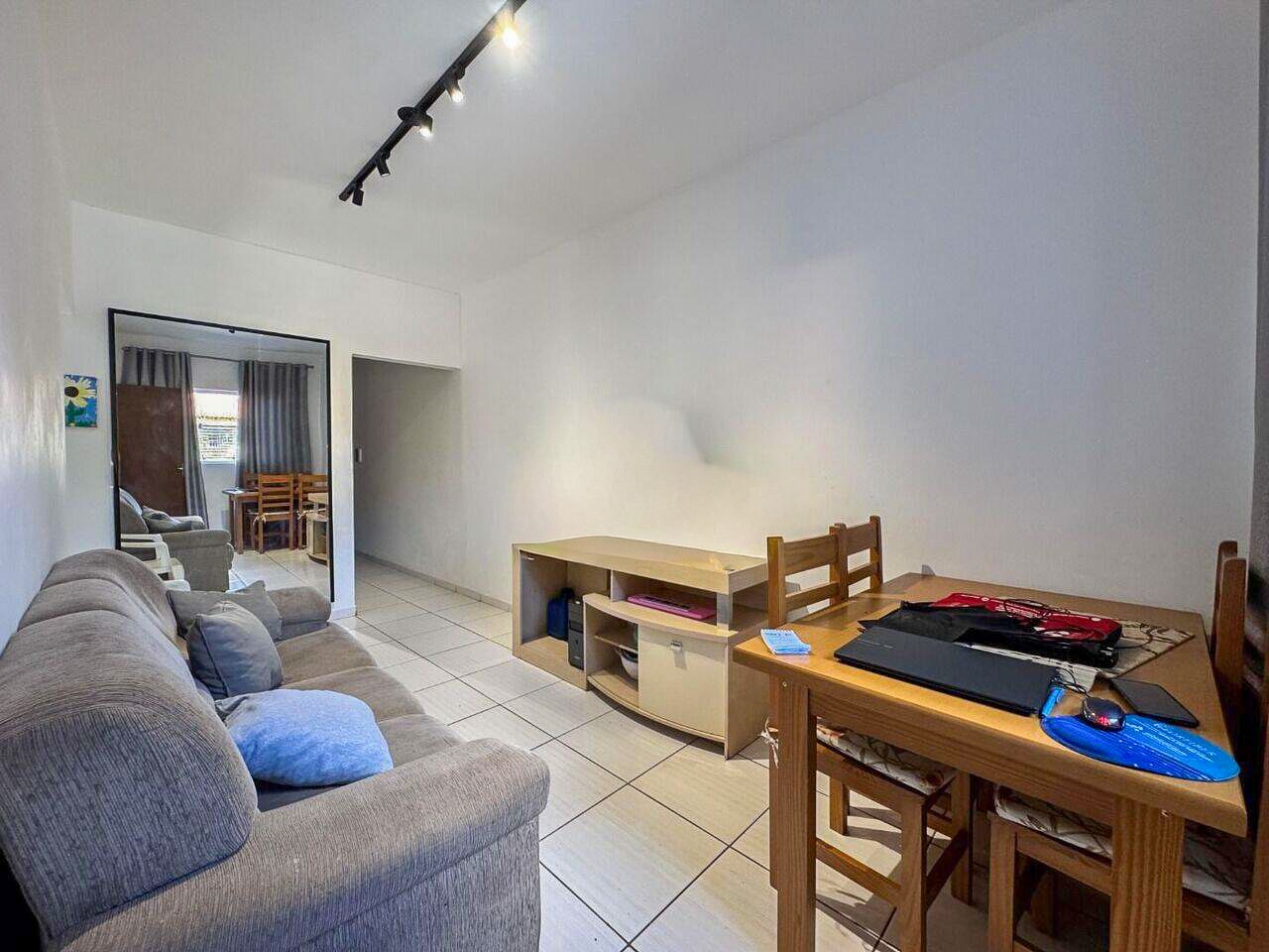 Casa Residencial para venda no Jardim Arapongas em Londrina com 70m² por R$ 250.000