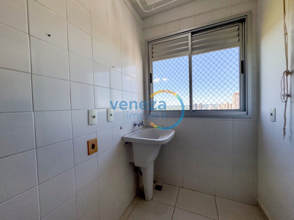 Apartamento para locação no bairro Gleba Palhano de Londrina com 68.89m<sup>2</sup> útil, 3 quartos, 2 vagas de garagem