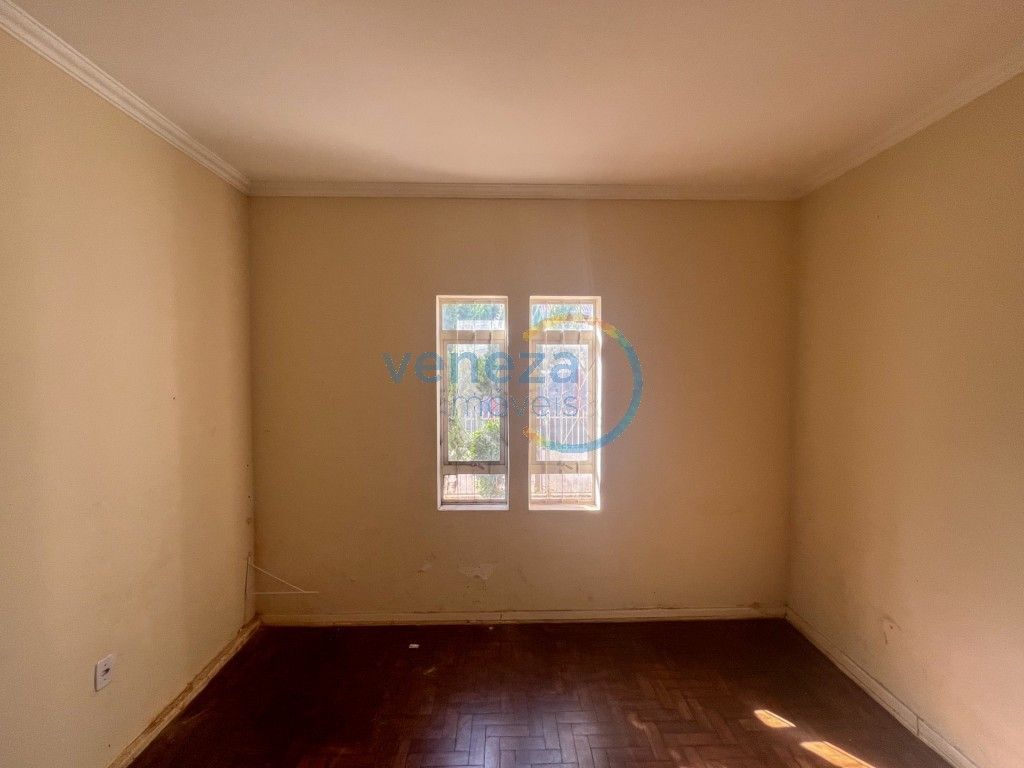 Casa Residencial para venda no bairro Centro de Londrina - Foto 11