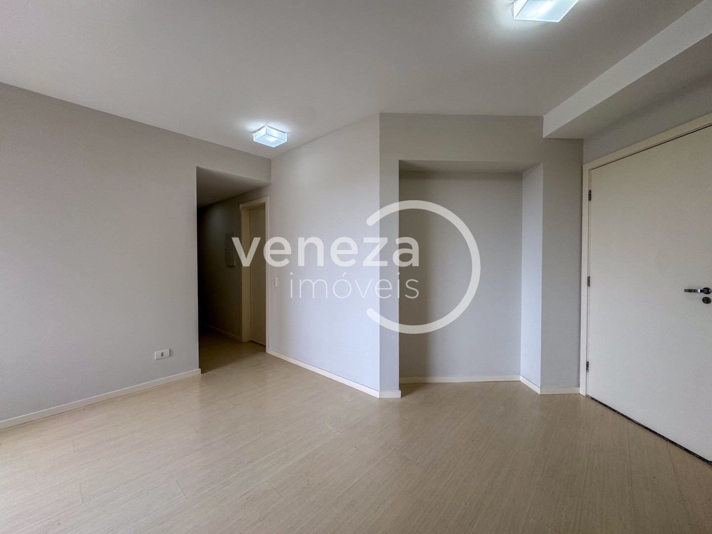 Apartamento para locacao no Andrade em Londrina com 119,54m² por R$ 2.500