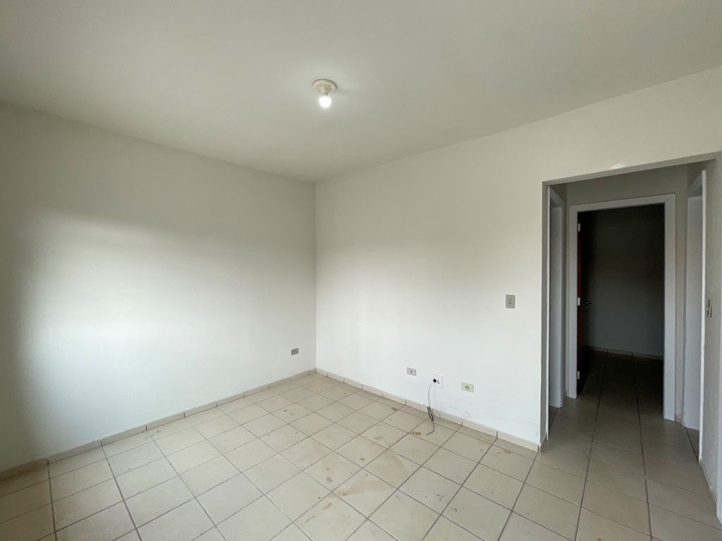 Casa Residencial para venda no Jardim Sao Vicente Palotti em Londrina com 46,55m² por R$ 265.000
