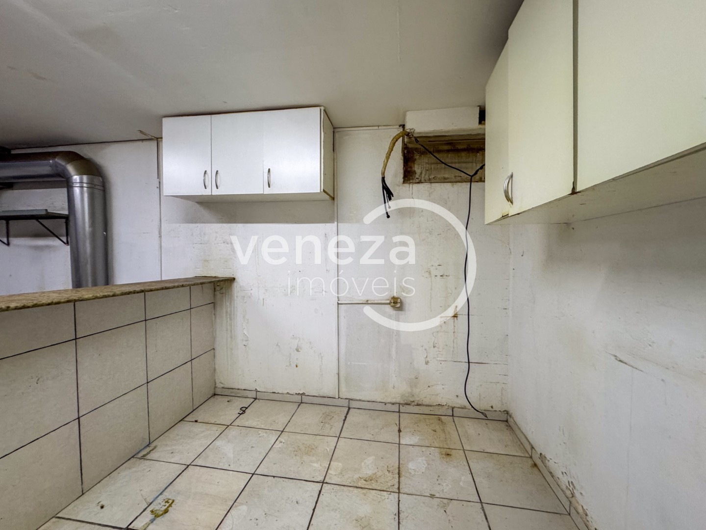 Salão-loja para venda no bairro Centro de Londrina - Foto 15