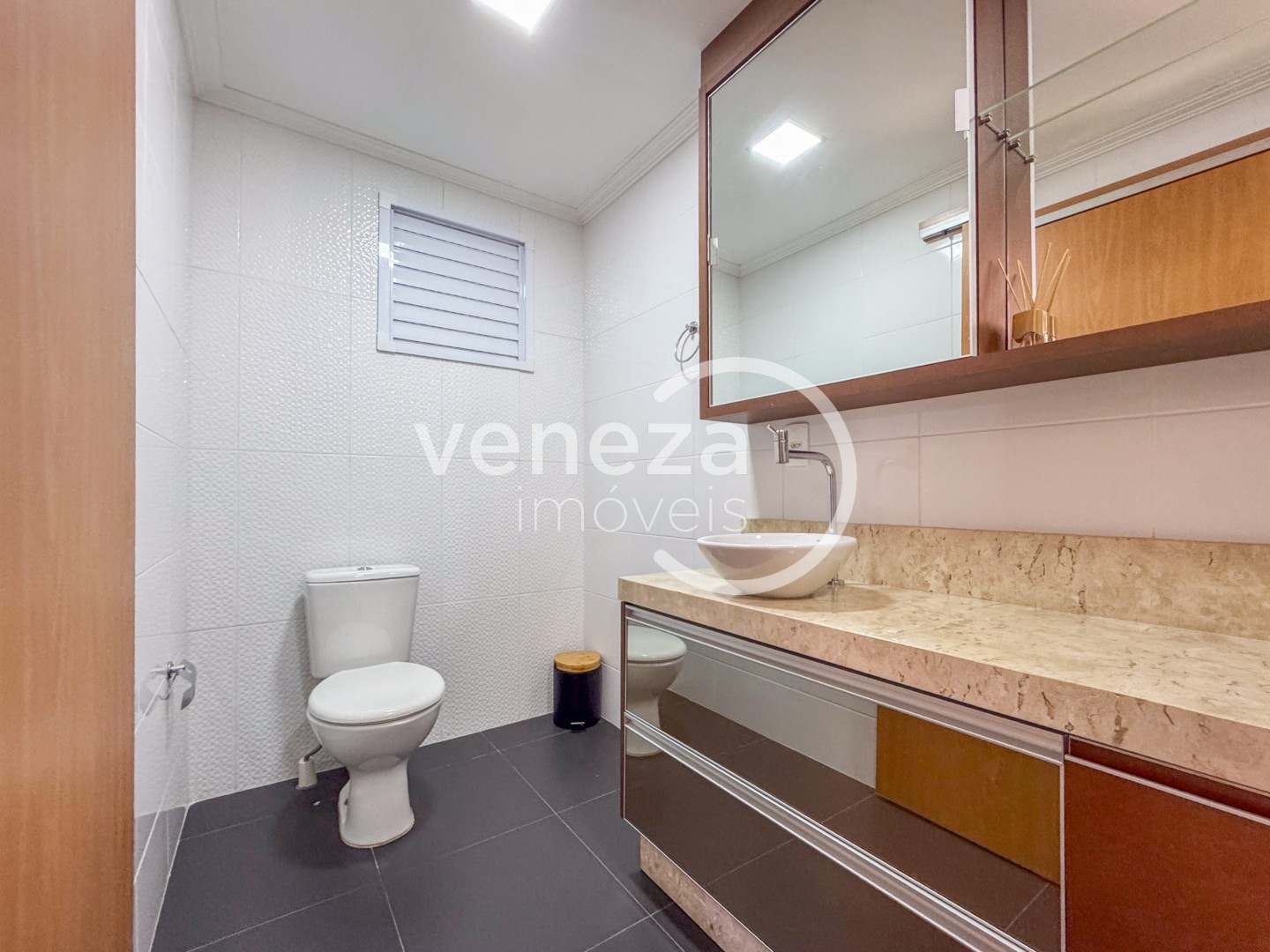 Apartamento para locação no bairro Farid Libos de Londrina - Foto 18