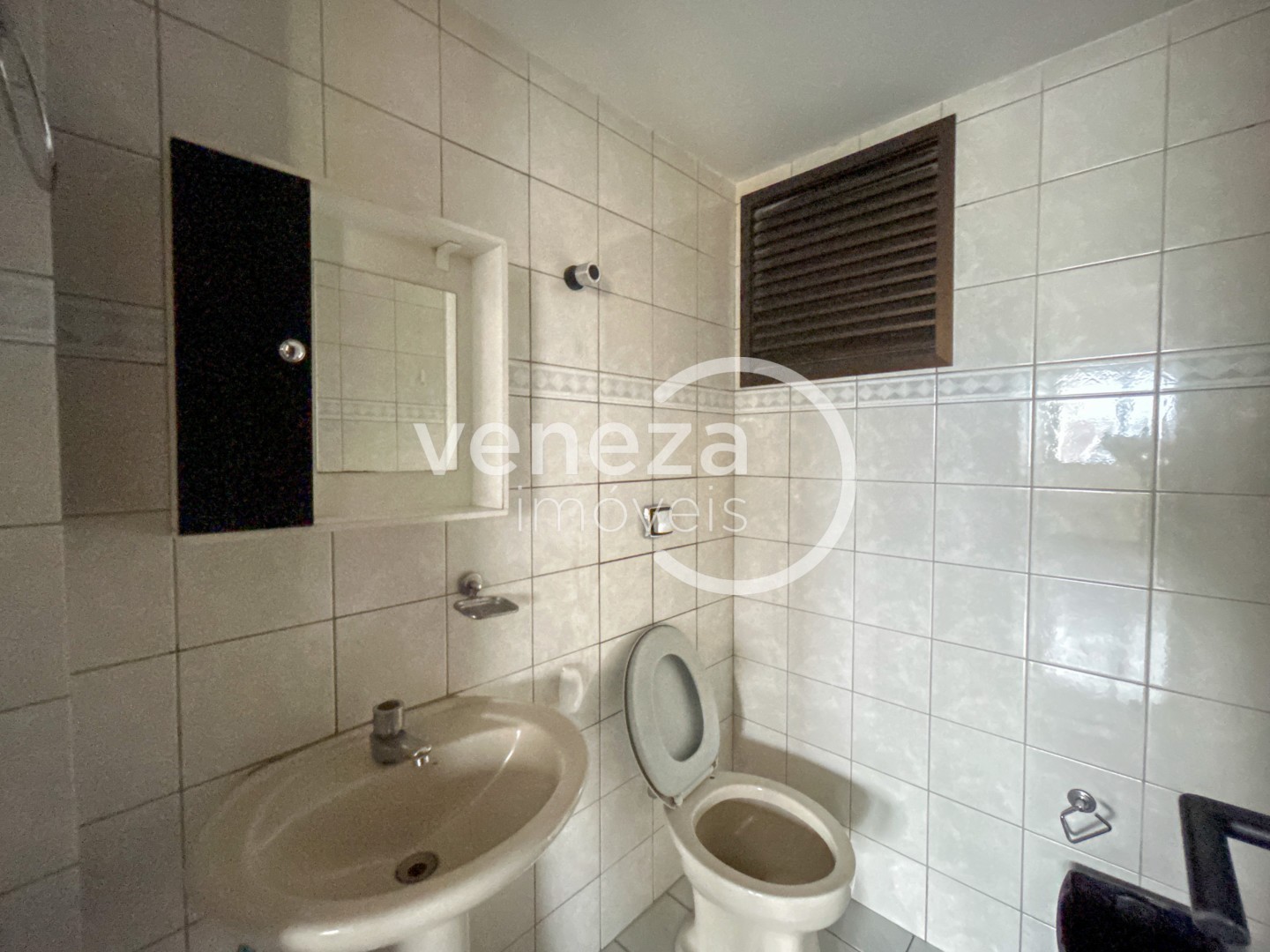 Sala para locação no bairro Centro de Londrina - Foto 13