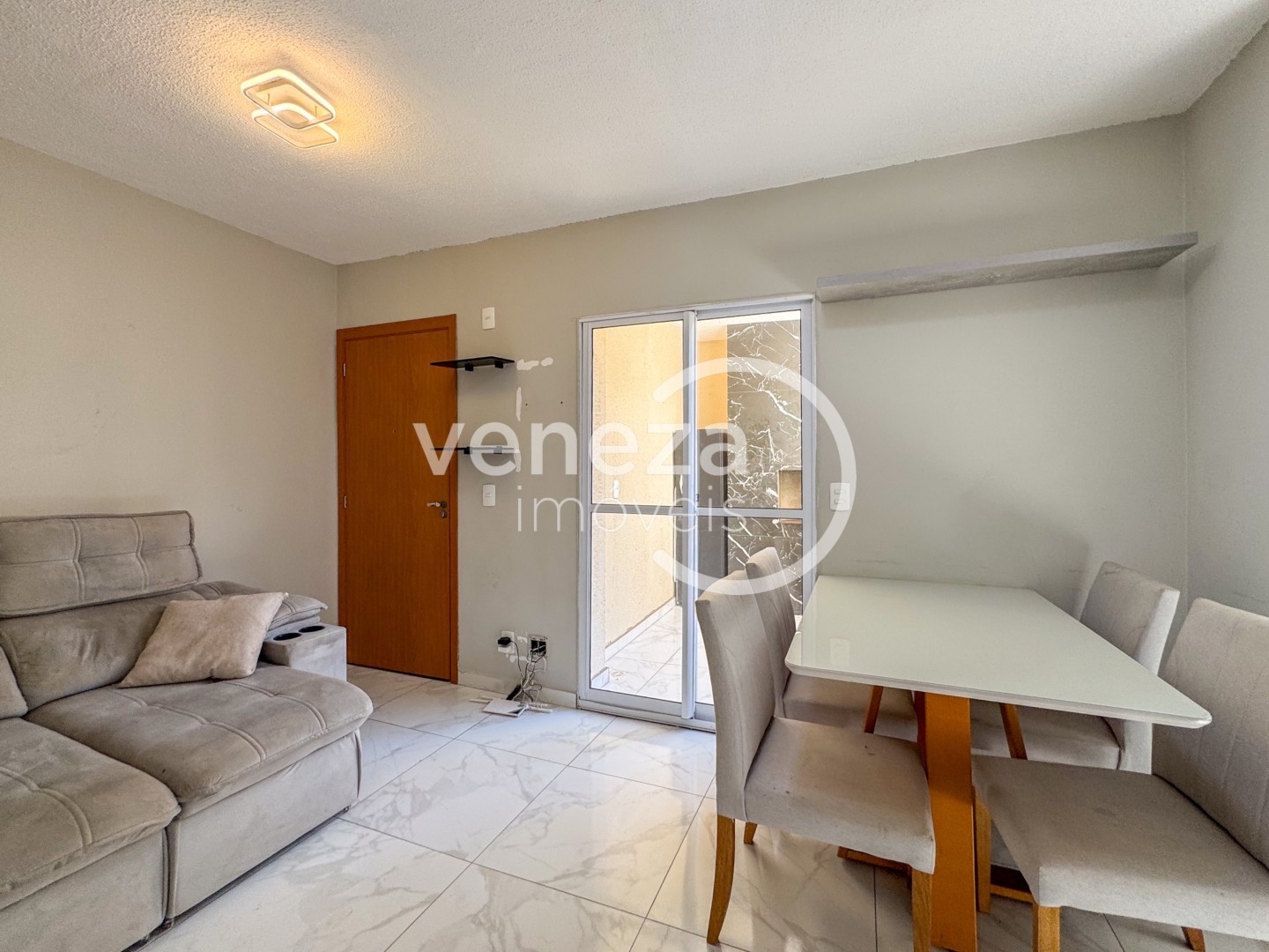 Apartamento para locacao no Acquaville em Londrina com 60m² por R$ 1.800