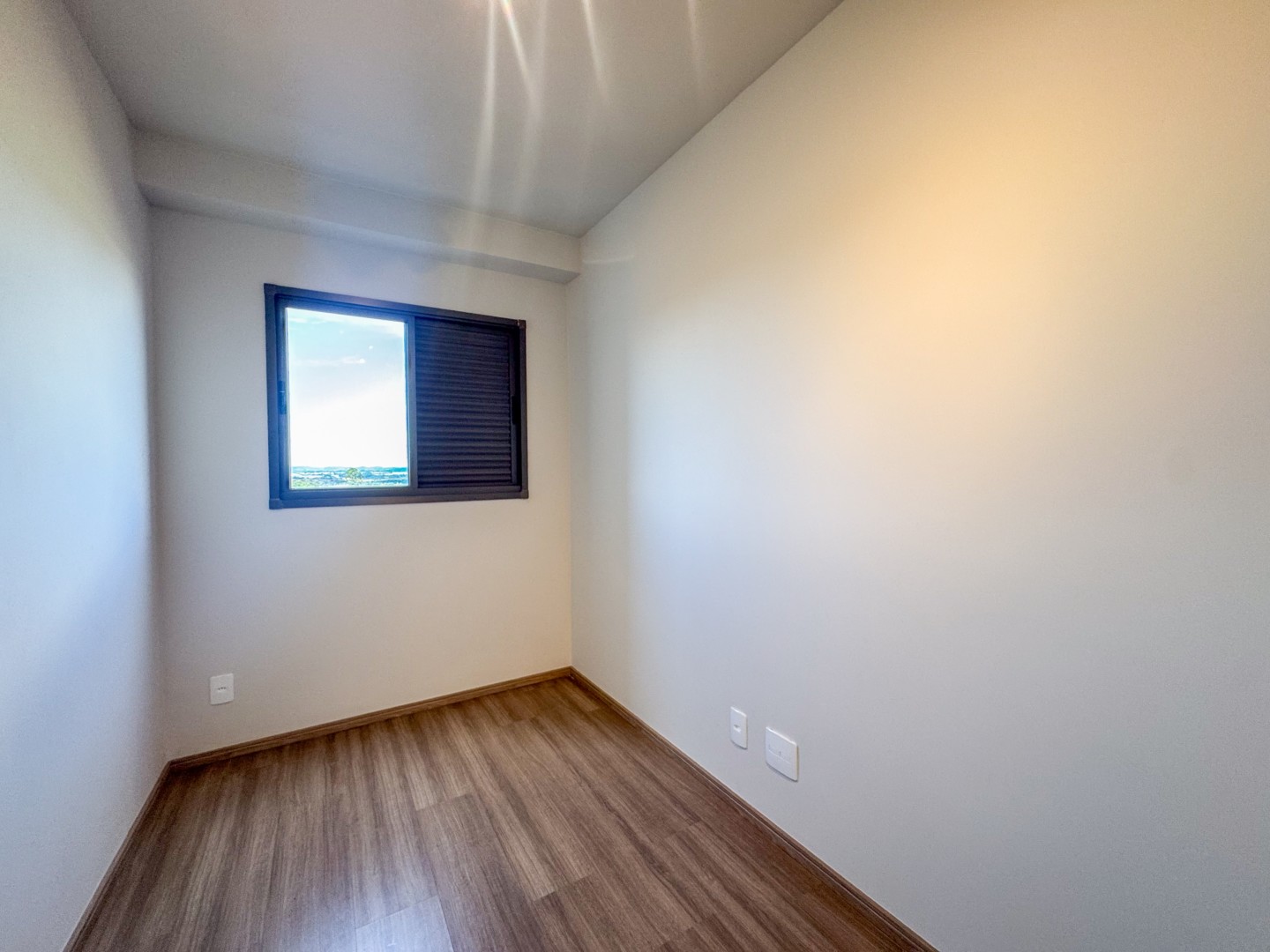 Apartamento para locação no bairro Aurora de Londrina - Foto 5
