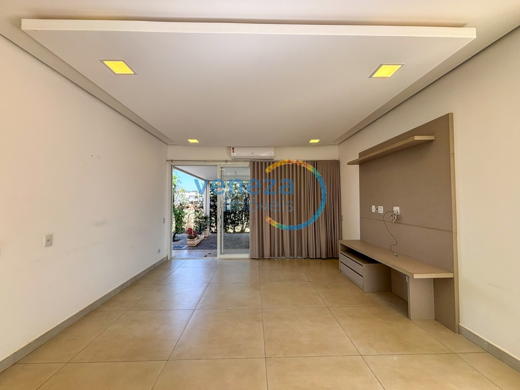 Casa Residencial à venda no bairro Gleba Palhano de Londrina com 200m<sup>2</sup> útil, 3 quartos, 2 vagas de garagem