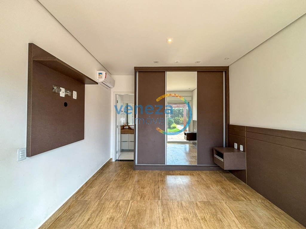 Casa Residencial à venda no bairro Gleba Palhano de Londrina com 200m<sup>2</sup> útil, 3 quartos, 2 vagas de garagem