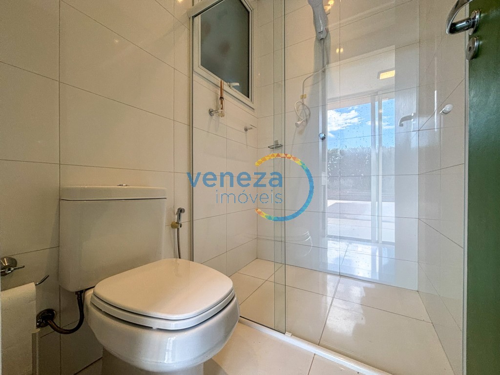 Casa Residencial à venda no bairro Gleba Palhano de Londrina com 200m<sup>2</sup> útil, 3 quartos, 2 vagas de garagem