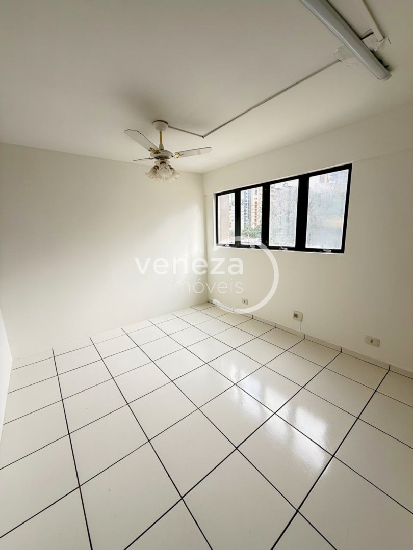 Sala para locacao no Centro em Londrina com 76m² por R$ 690  - Foto 2