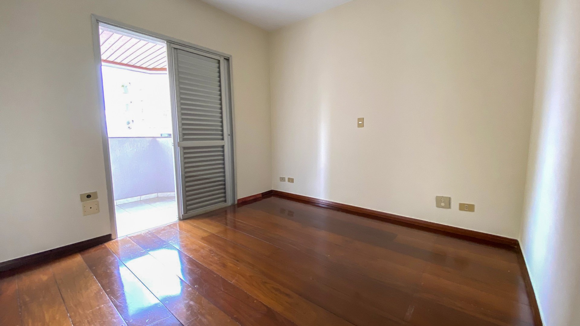 Apartamento para venda no bairro Centro de Londrina - Foto 6
