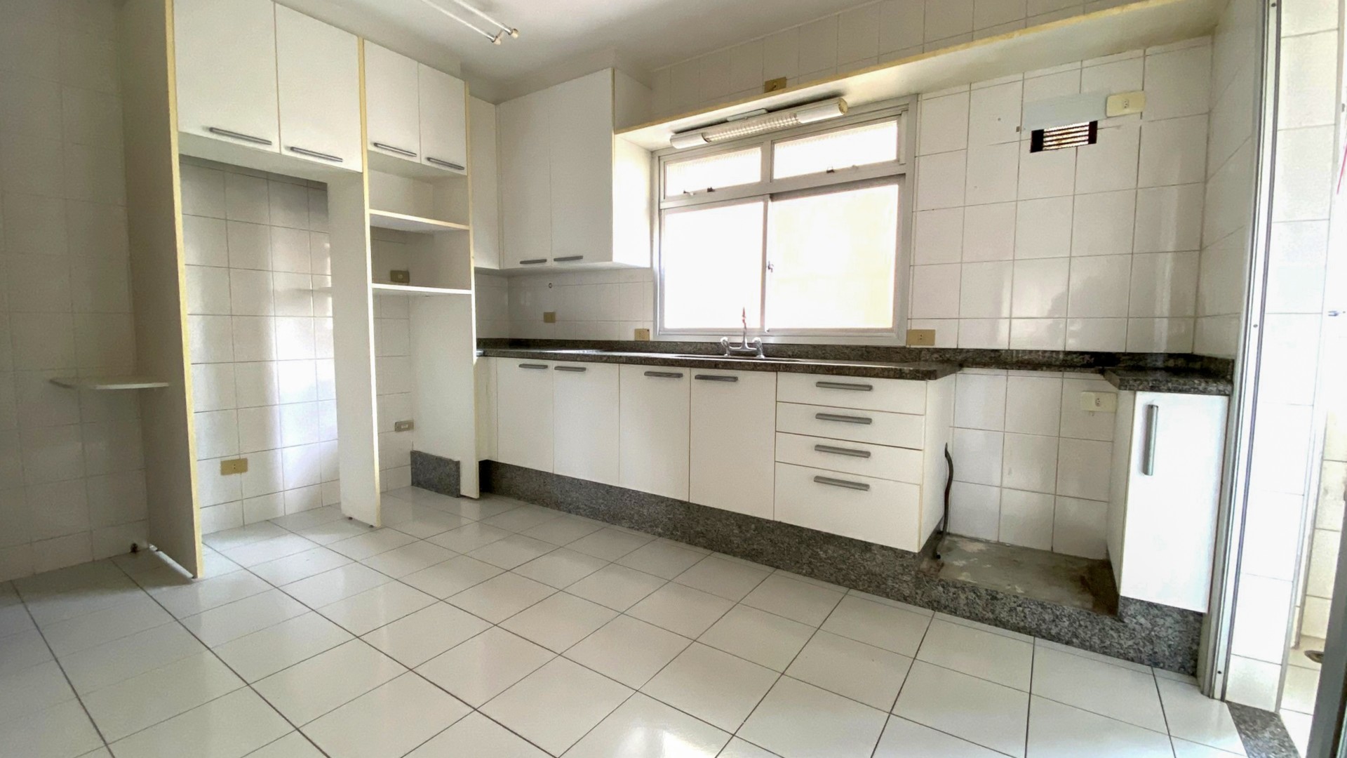Apartamento para venda no bairro Centro de Londrina - Foto 12