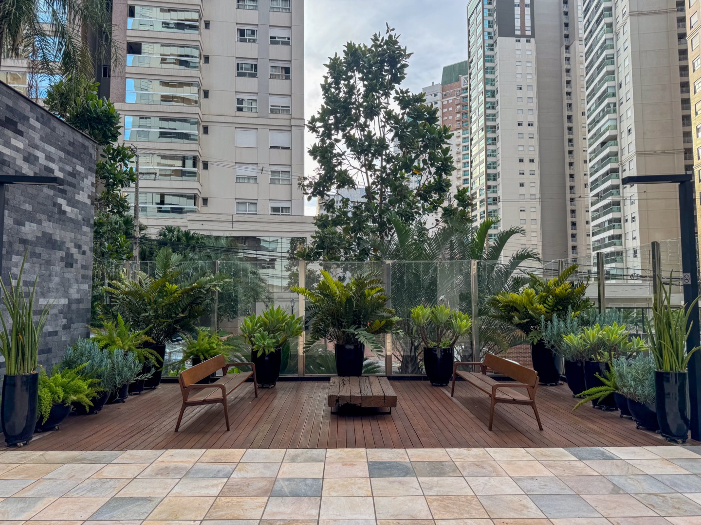 Apartamento para venda no bairro Gleba Palhano de Londrina - Foto 11