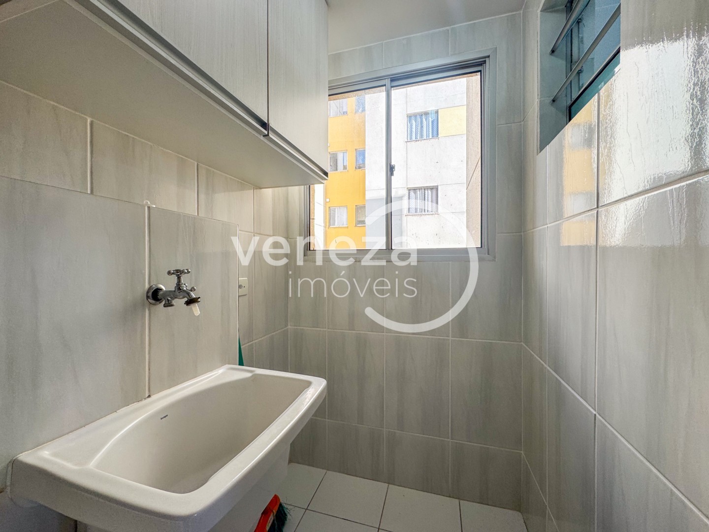 Apartamento para locação no bairro Jose Garcia Molina de Londrina - Foto 21