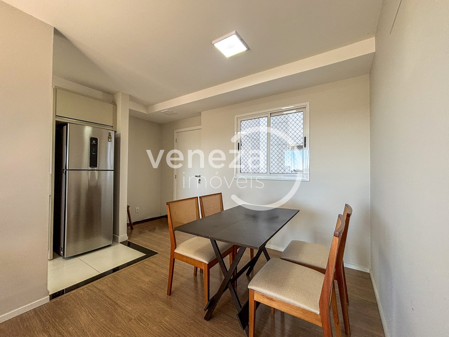 Apartamento para venda no bairro Jardim Presidente de Londrina - Foto 4