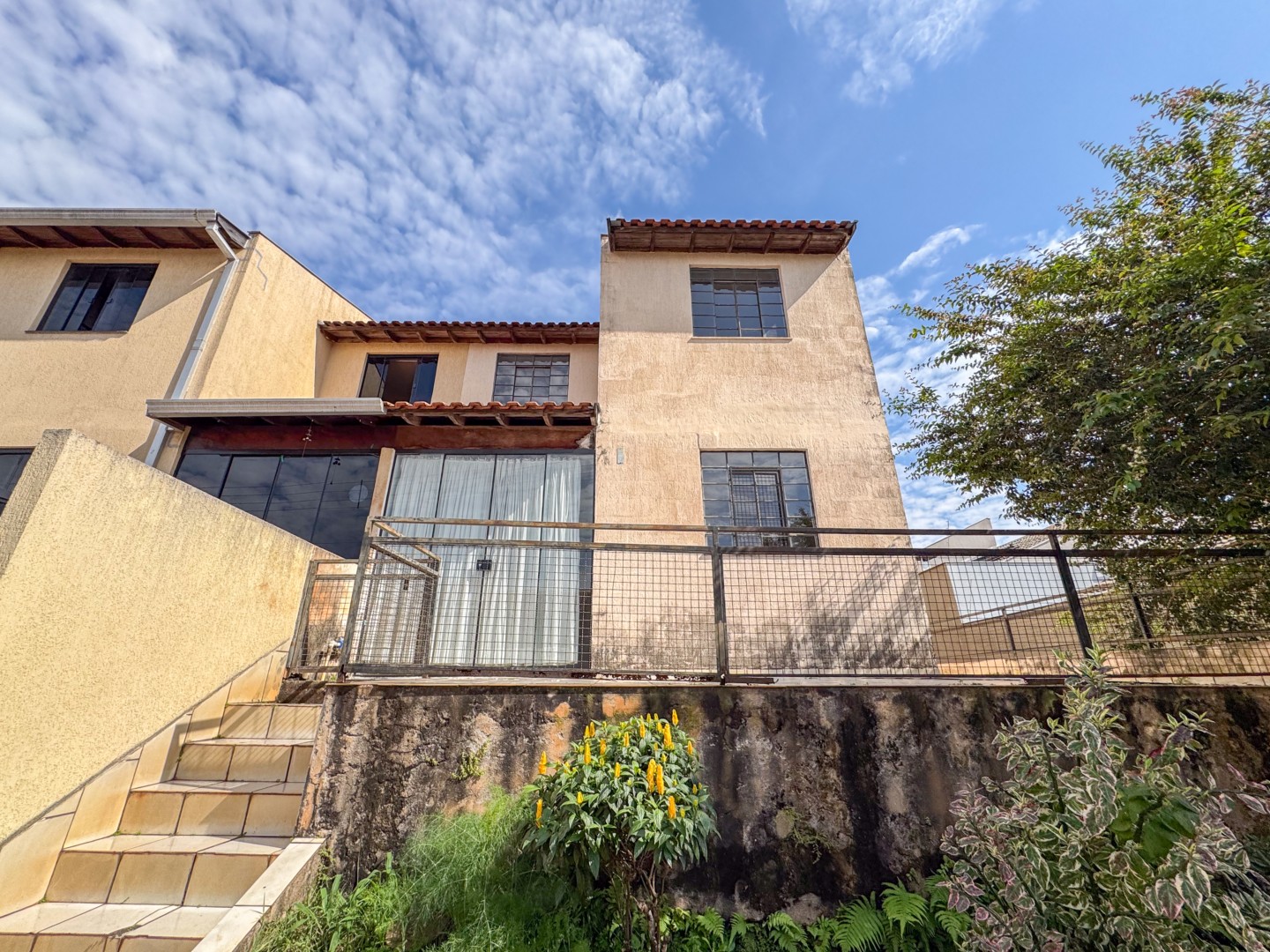 Casa Residencial para locacao no Jardim Tokio em Londrina com 60m² por R$ 1.200