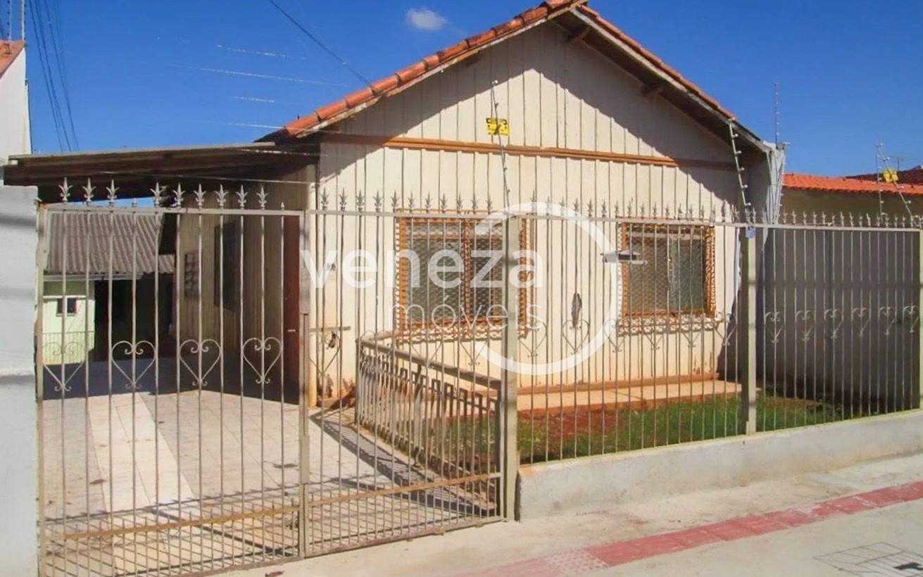 Casa Residencial para venda no bairro Santos Dumont de Londrina - Foto 18
