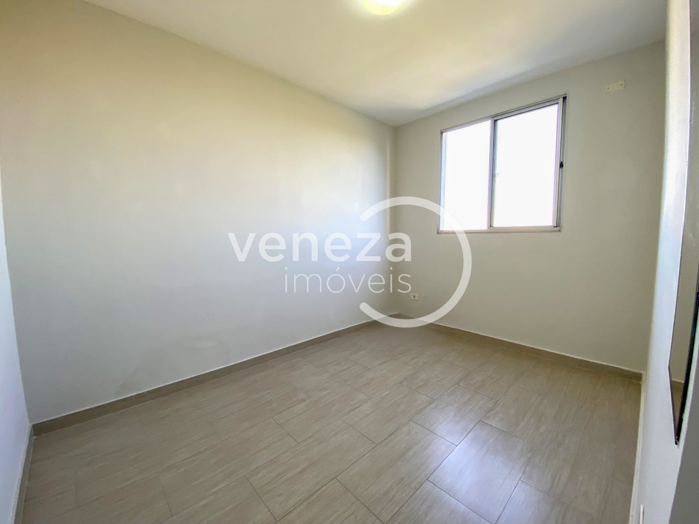 Apartamento para locação no bairro Gleba Palhano de Londrina - Foto 6