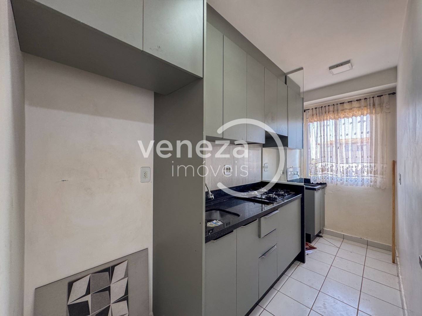 Apartamento para locação no bairro Jardim Joquei Club de Londrina - Foto 25