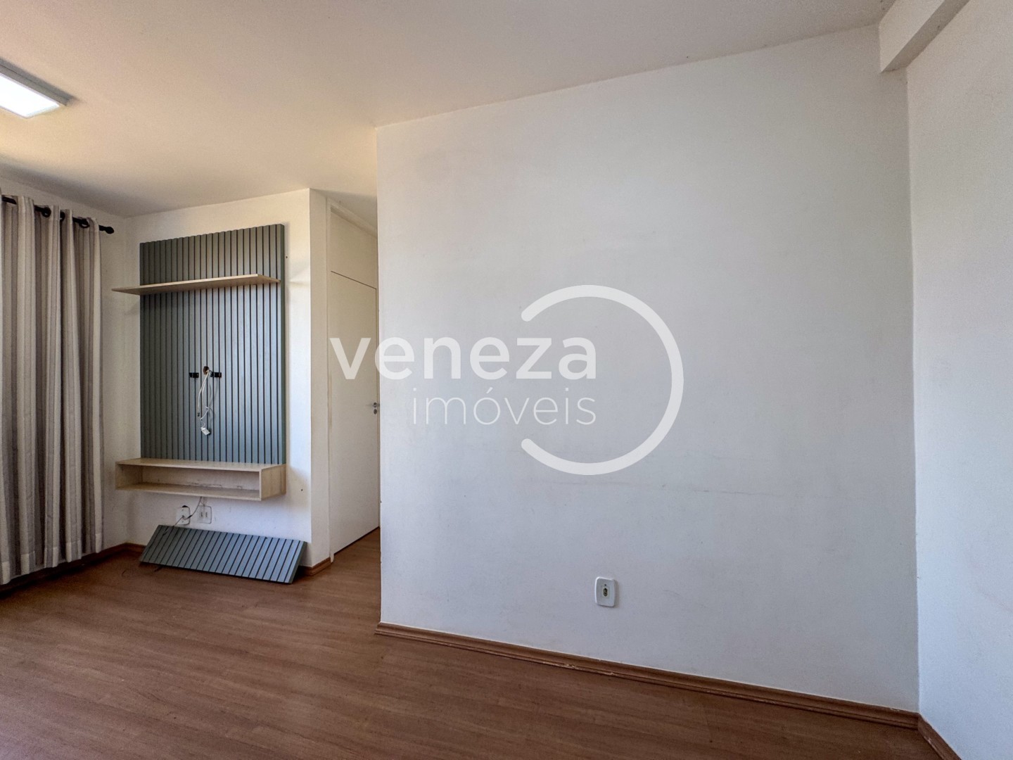 Apartamento para locação no bairro Jardim Joquei Club de Londrina - Foto 5