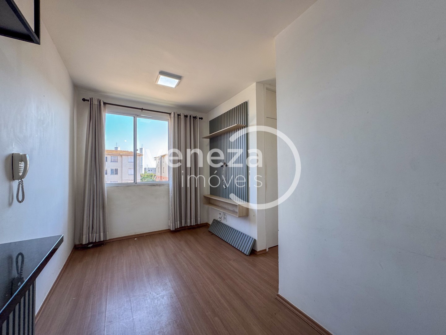Apartamento para locação no bairro Jardim Joquei Club de Londrina - Foto 6