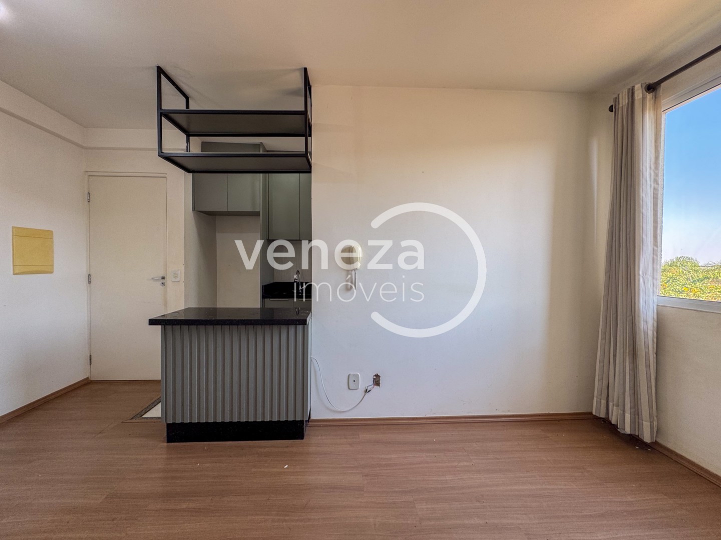 Apartamento para locação no bairro Jardim Joquei Club de Londrina - Foto 4