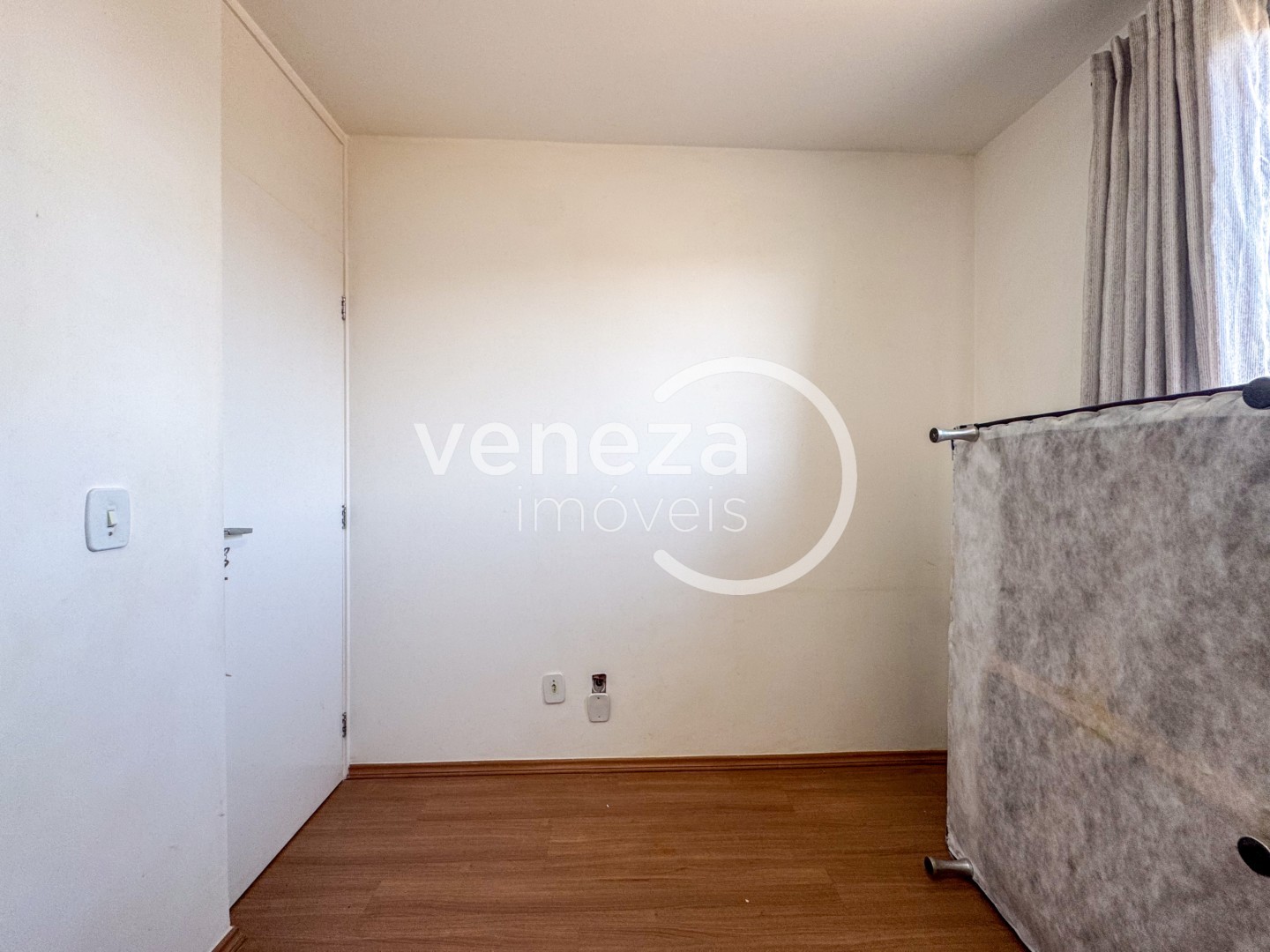 Apartamento para locação no bairro Jardim Joquei Club de Londrina - Foto 14