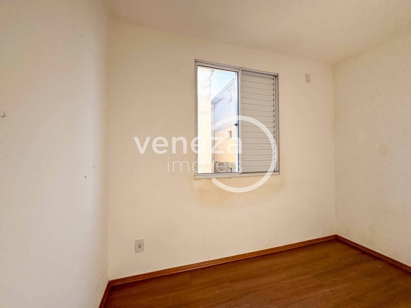 Apartamento para locação no bairro Jardim Joquei Club de Londrina - Foto 16